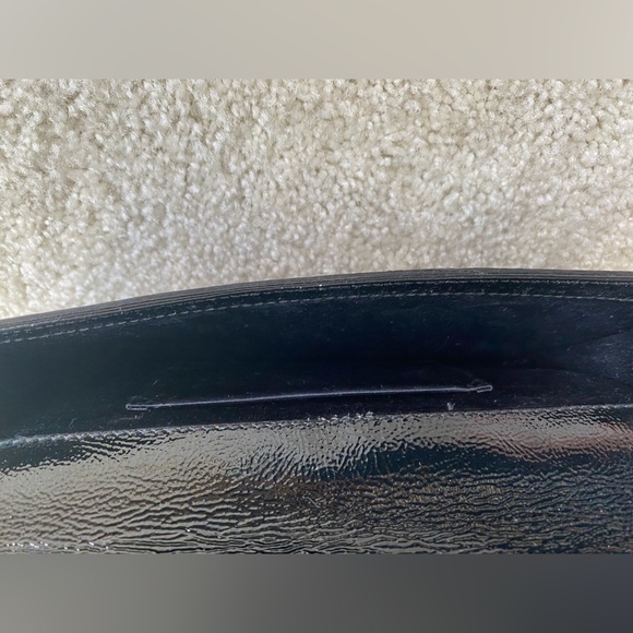 YSL Authentic Patent Black Leather Belle de Jour Clutch - Picture 3 of 4